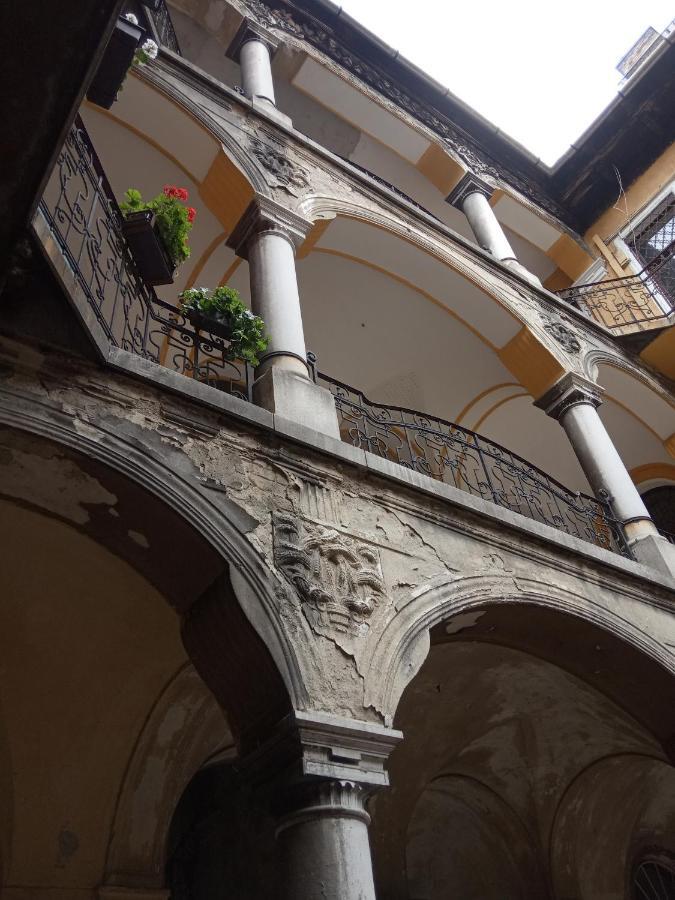 Jolie Apartment In Historical Center Budapest Ngoại thất bức ảnh